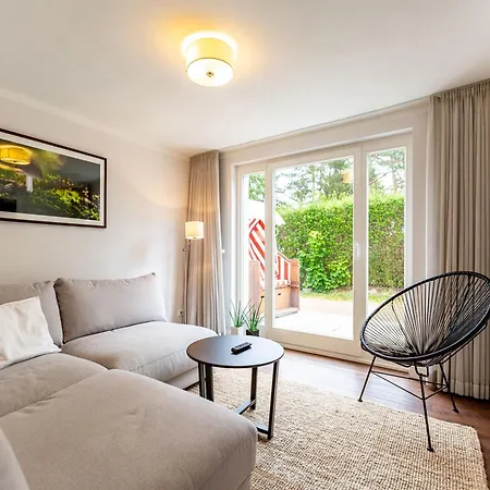 Bansin Moderne بيت للعطل *